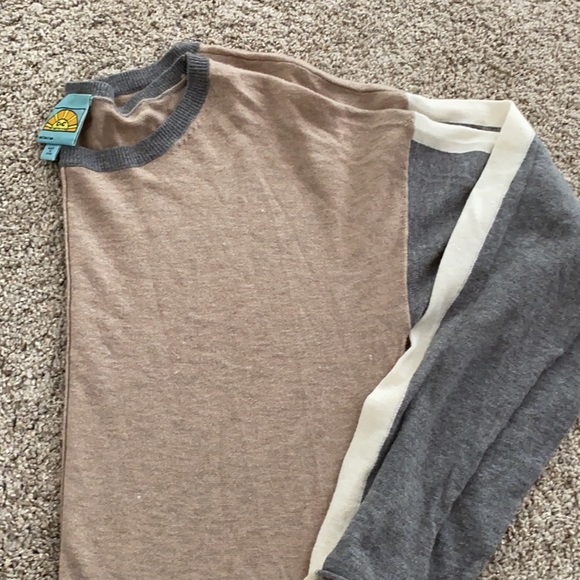 Knit C&C California Sweater - Picture 3 of 3